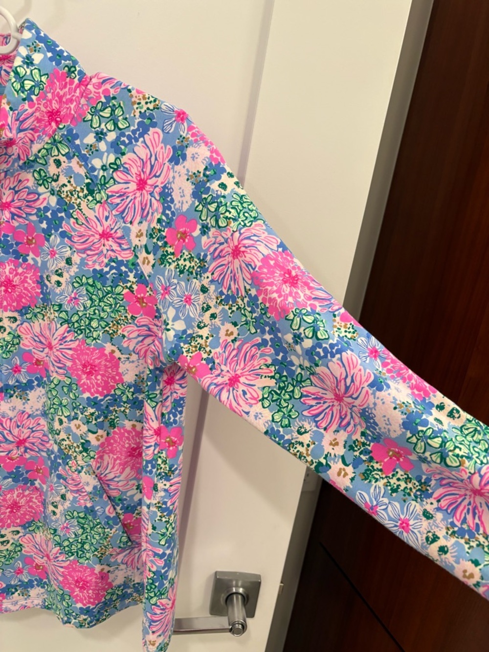 Lilly Pulitzer Melena UPF 50+ Quarter Zip Popover in Multi Lil Soirée All Day L - Picture 6 of 13